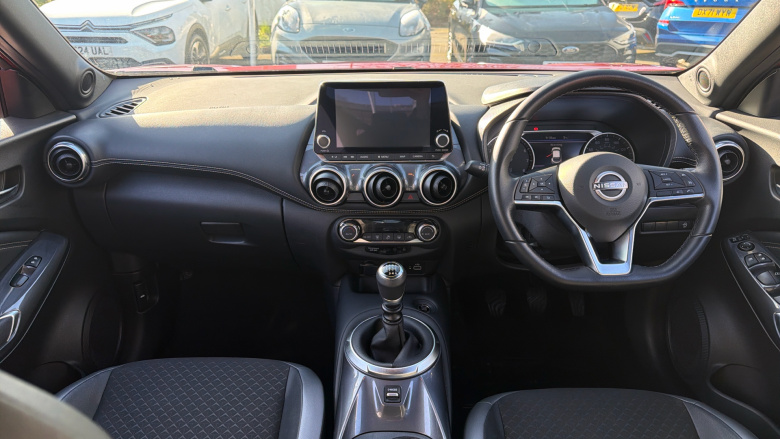 Nissan Juke 1.0 DiG-T 114 N-Connecta 5dr Petrol Hatchback